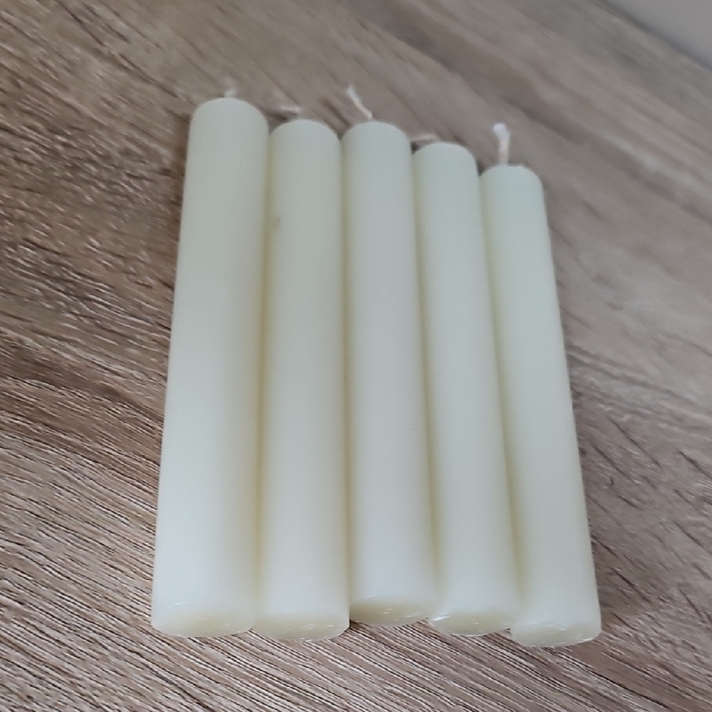 PartyLite Cream Taper Utility Candles - Set of 5 Spiced Vanilla